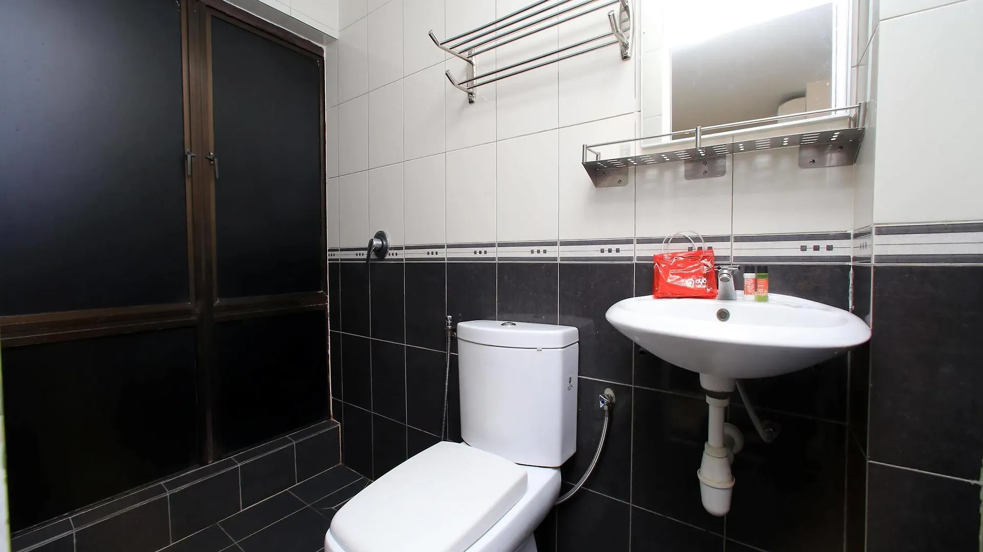 Oyo 124 Hotel Seniman Sentul 吉隆坡